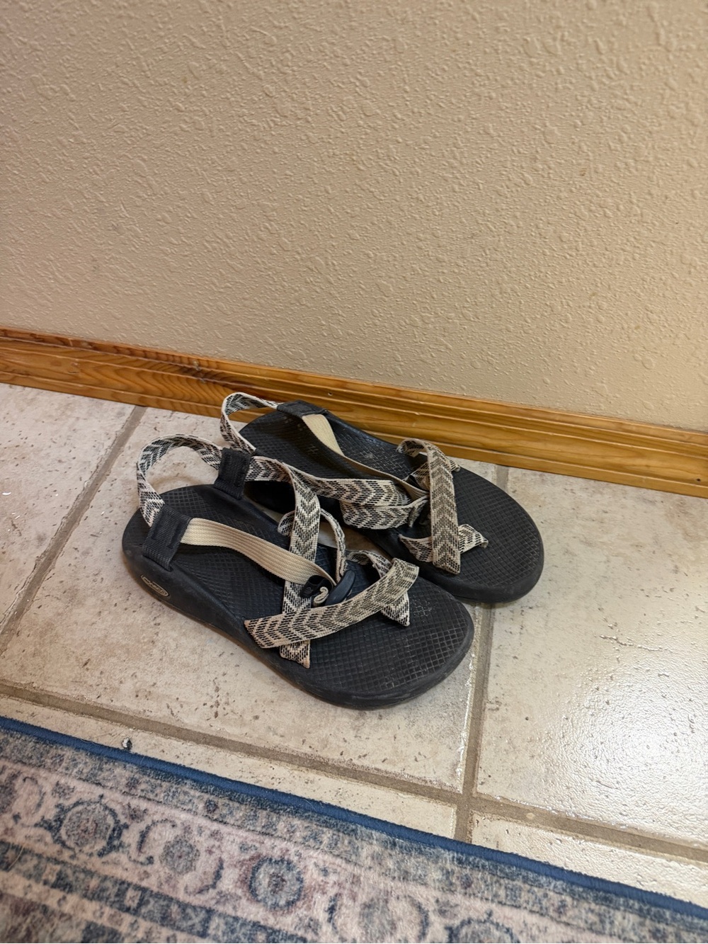Chacos Z strap Outdoor Sandals - Black with Beige Straps